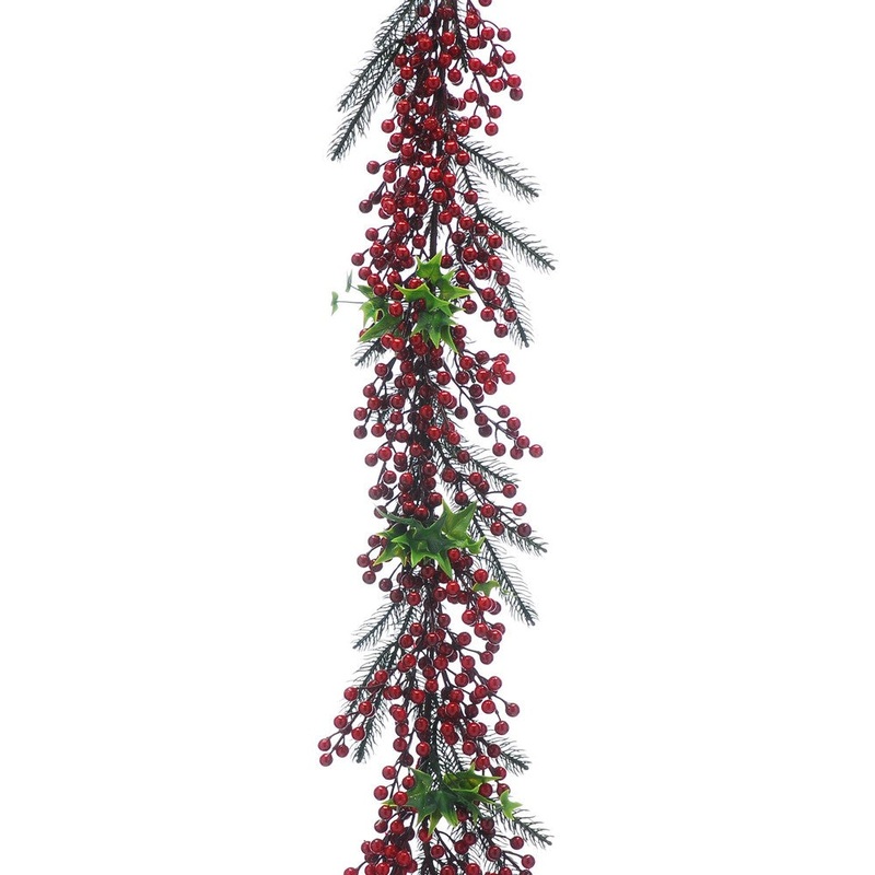 Berries & Leaves Wreath Christmas Decoration – 105cm