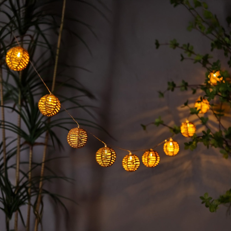10 Pack Rattan Lantern Solar Garden String Lights Decoration Warm White LED – 1.8m by Bright Garden