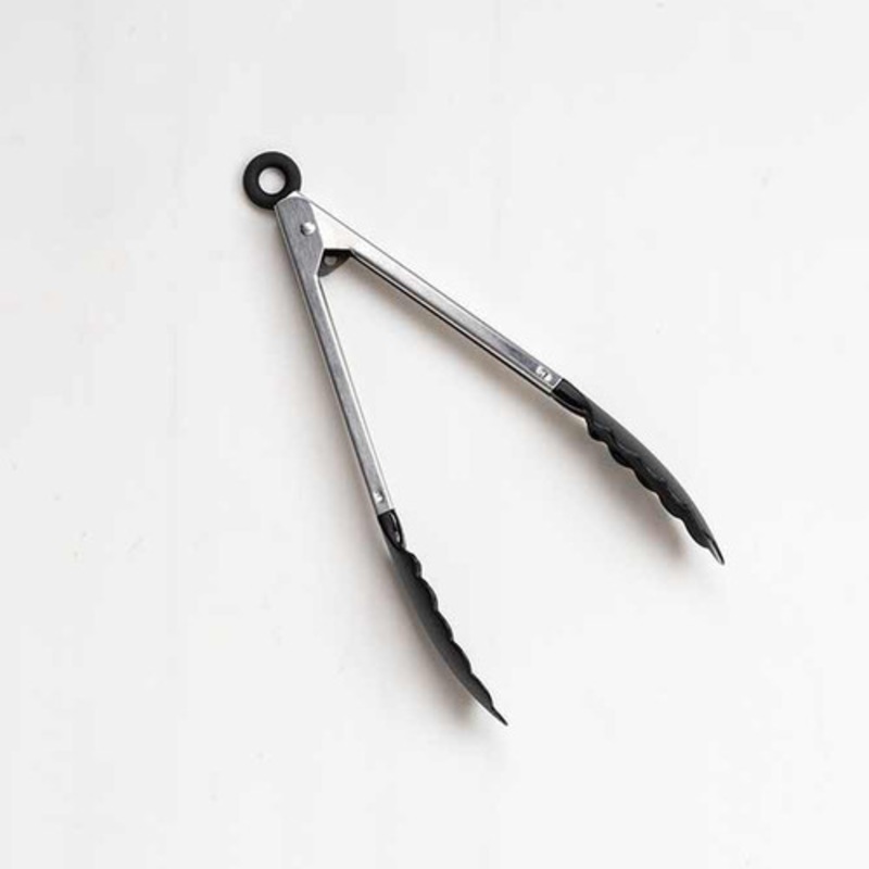 9 Black Tongs