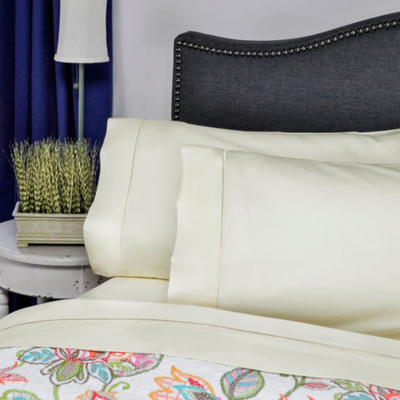 Classic Sheet Set for Dorm with Heirloom Stitching & NoTuck Top Sheet